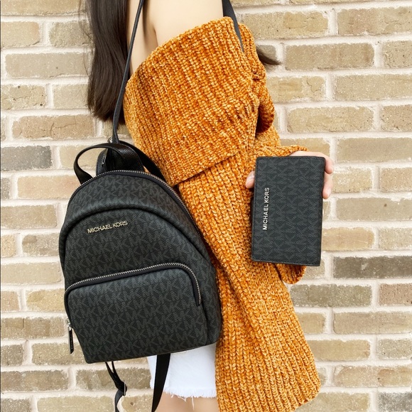 Off shoulder sweater Tan brown XS - Picture 2 of 5